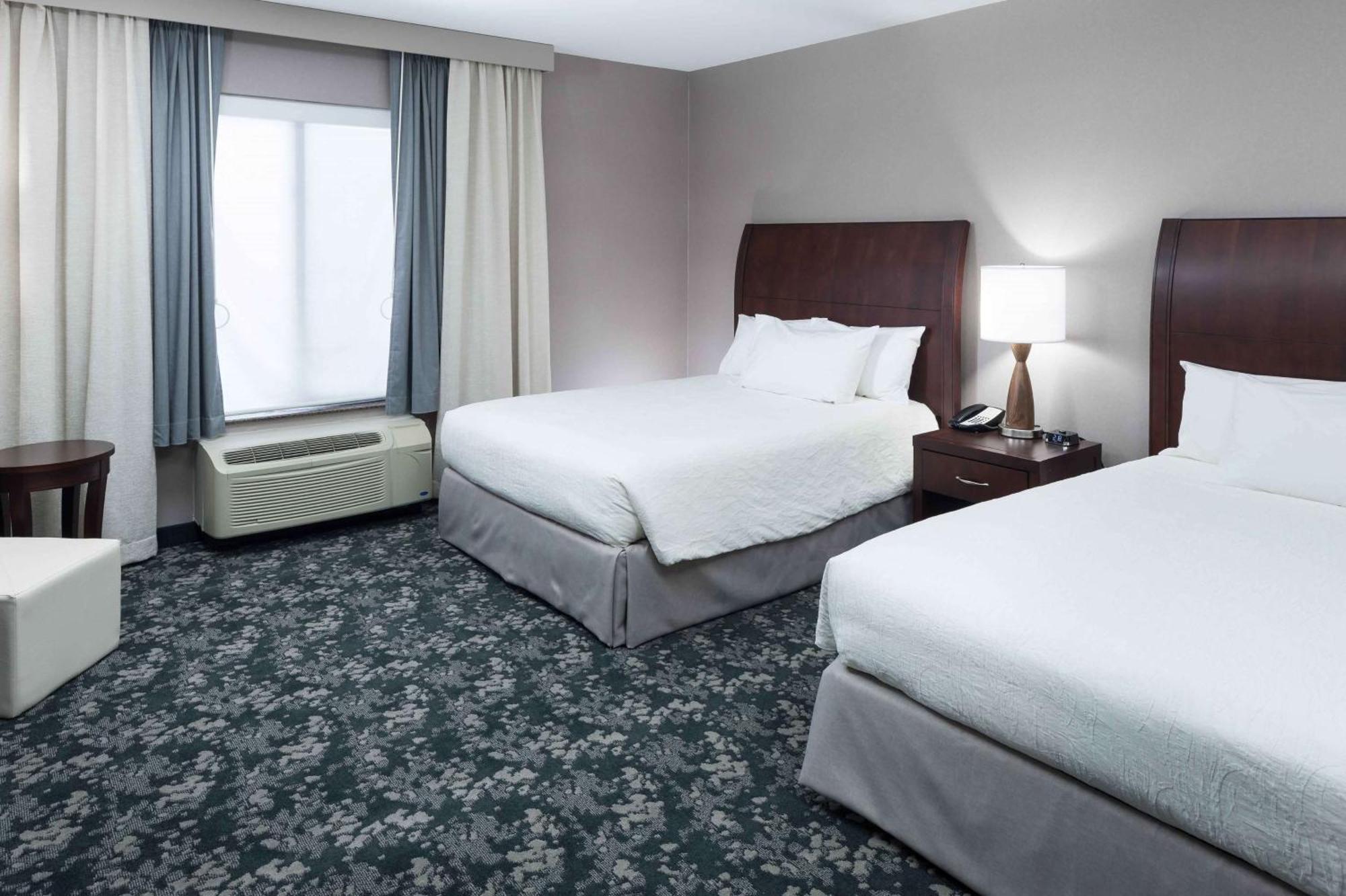 Hilton Garden Inn Detroit/Novi Exterior photo