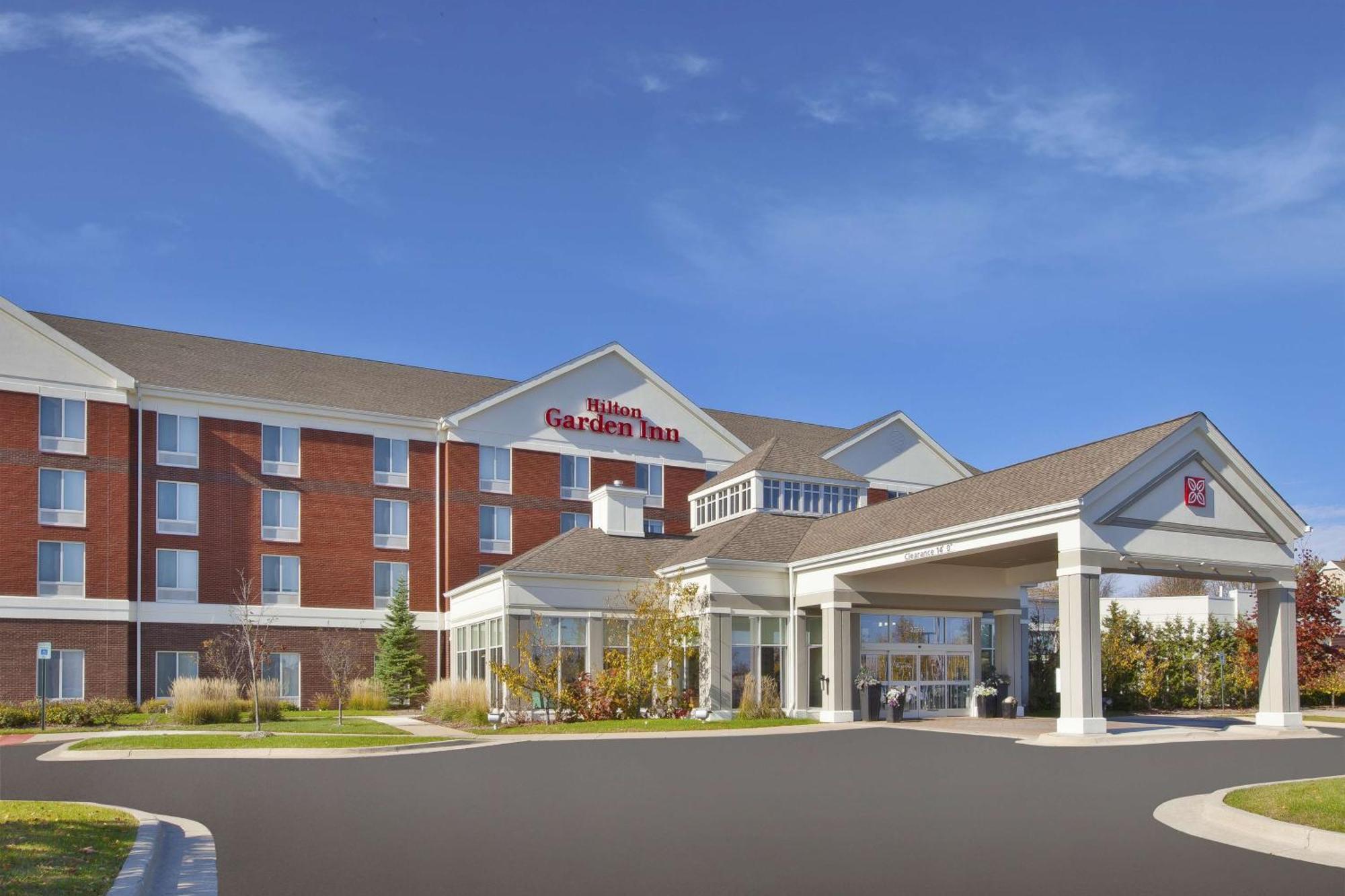 Hilton Garden Inn Detroit/Novi Exterior photo